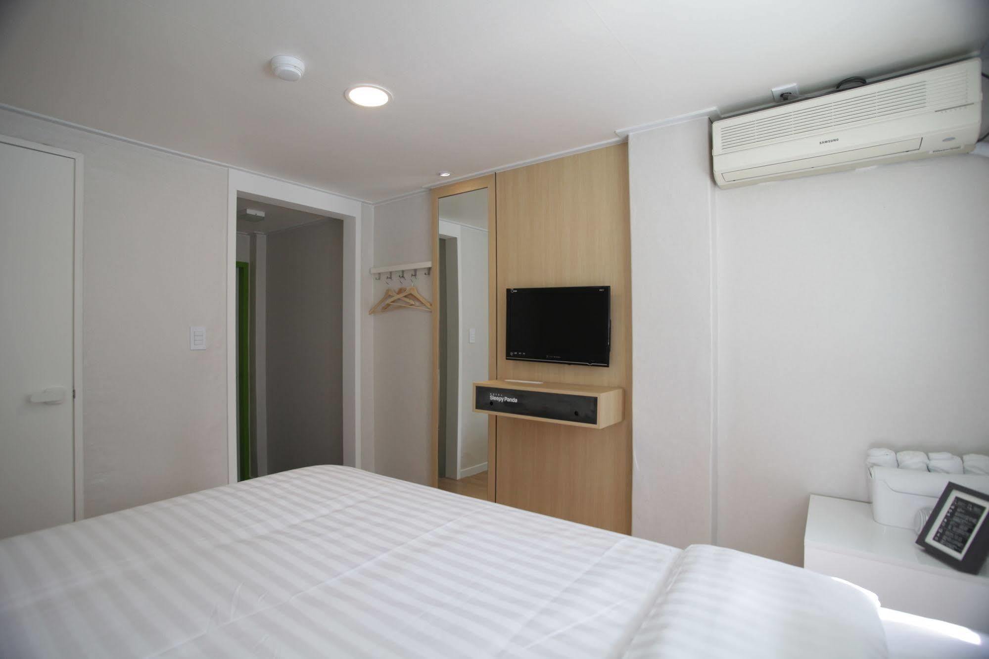 Hotel Sleepy Panda Streamwalk Seoul Jongno Extérieur photo
