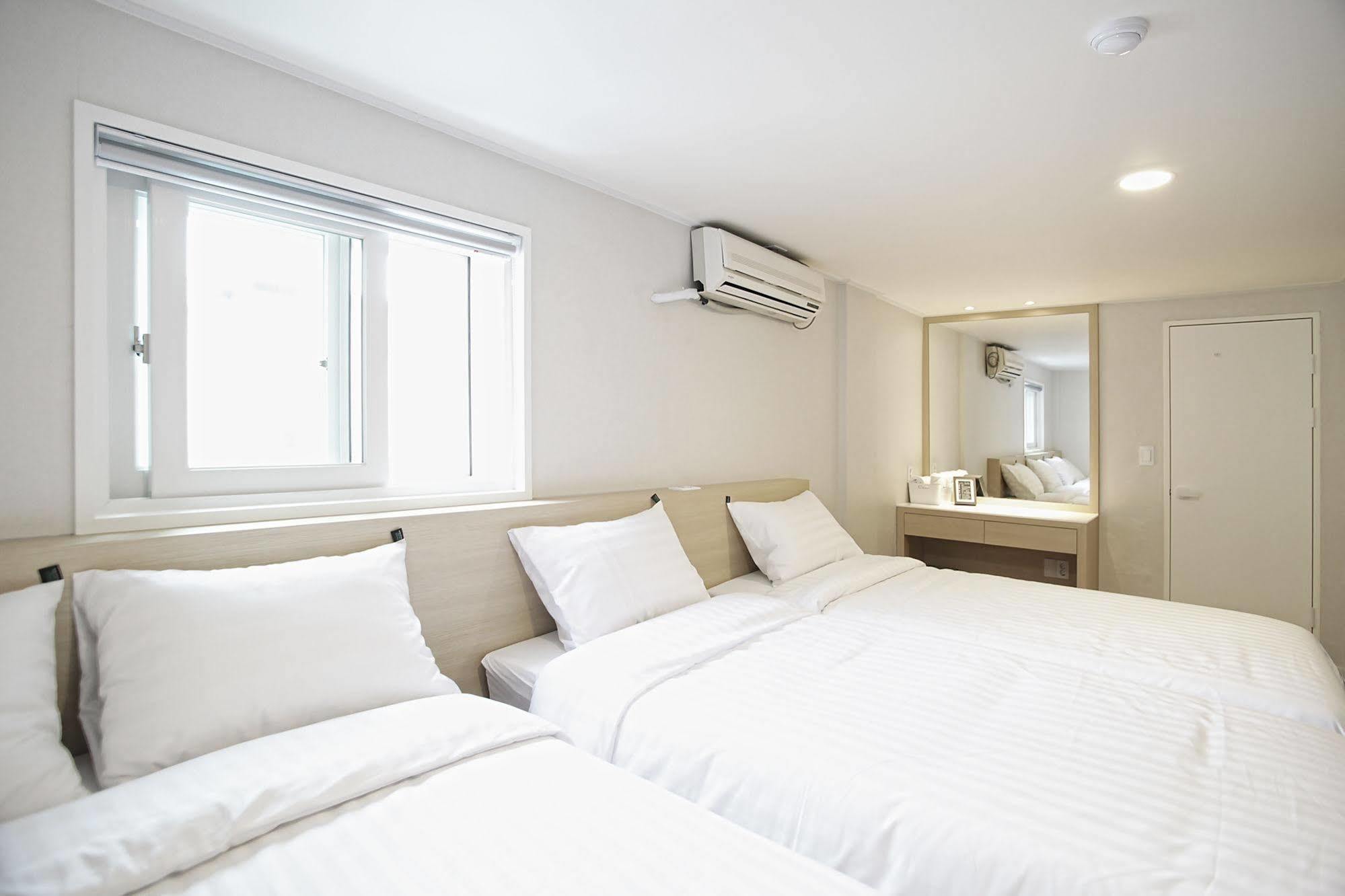 Hotel Sleepy Panda Streamwalk Seoul Jongno Extérieur photo
